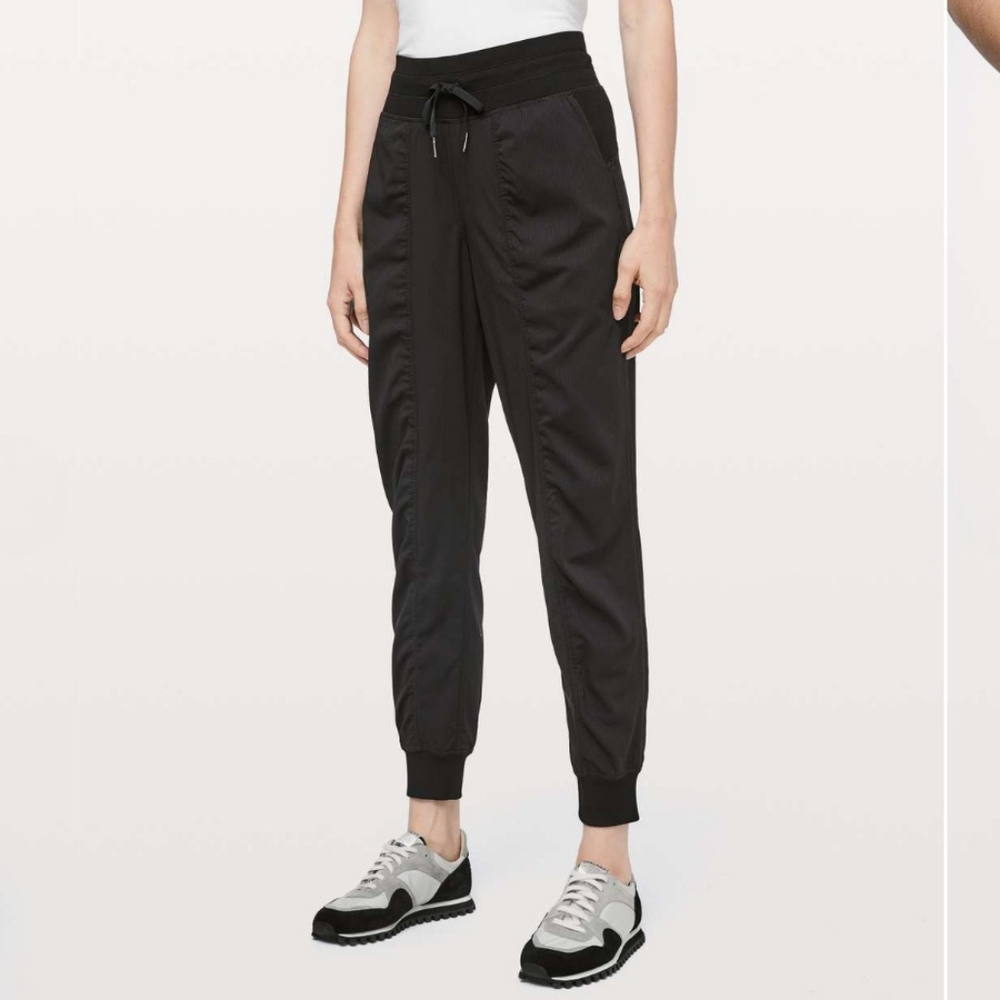 EUC! LL Studio Jogger Pants - 4